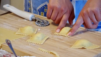 ravioli cutting tool